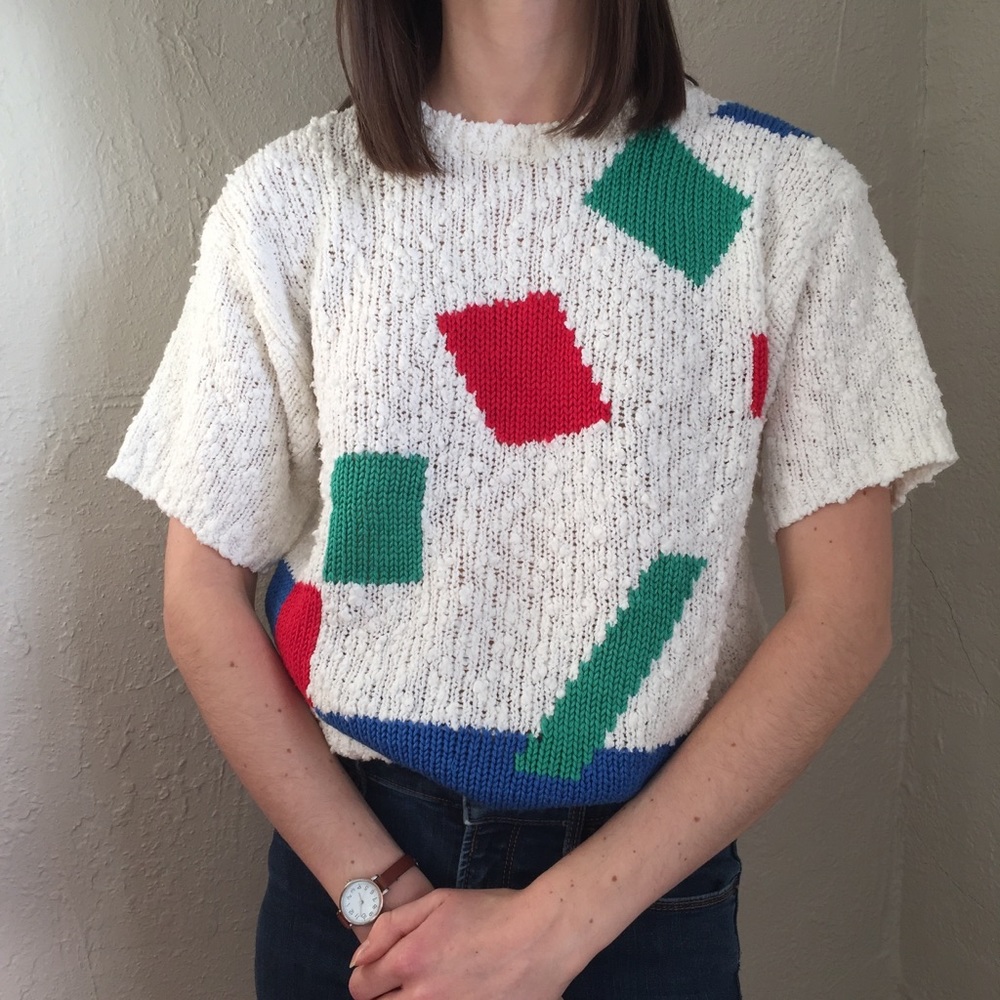 Funky Geometric Short Sleeve Sweater